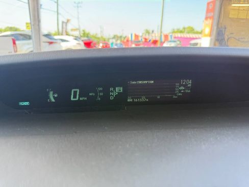 Used 2013 Toyota Prius FWD image 18