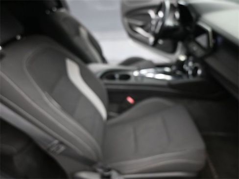 Used 2018 Chevrolet Camaro LT w/ Technology Package image 27
