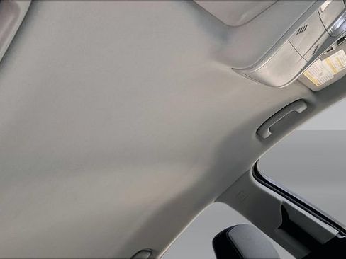 Certified 2021 Chevrolet Equinox LS w/ LS Convenience Package FWD image 22