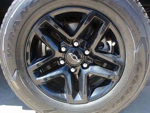 Used 2021 Chevrolet Silverado 1500 LT Trail Boss w/ Convenience Package II image 20