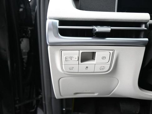New 2026 Hyundai Tucson Limited AWD/4WD image 17