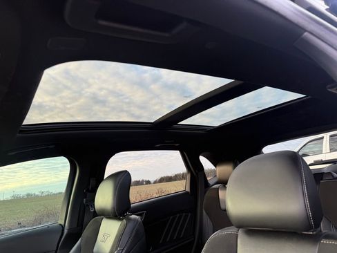 Used 2019 Ford Edge ST w/ Equipment Group 401A image 7