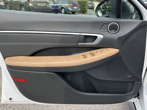 Used 2020 Hyundai Sonata Limited w/ Cargo Package image 8