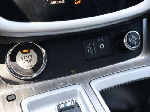 Used 2018 Nissan Murano Platinum FWD image 25