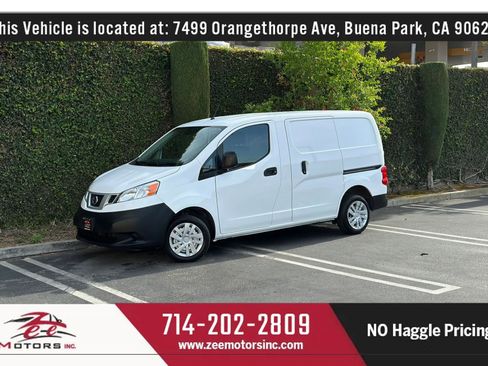 Used 2017 Nissan NV200 S w/ Back Door Glass Package image 13