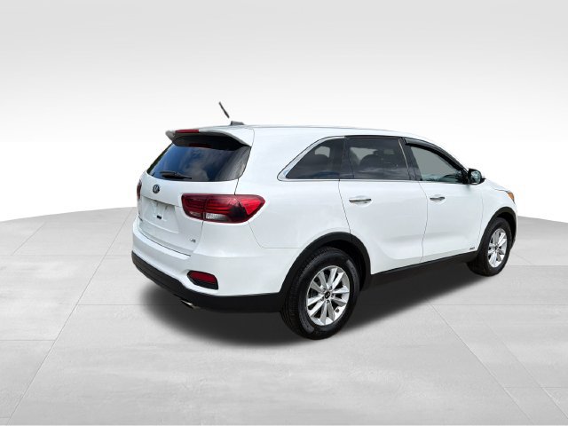 Used 2019 Kia Sorento AWD V6 image 3
