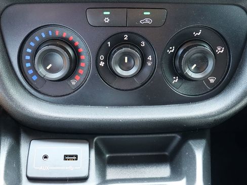 Used 2019 RAM ProMaster City Tradesman SLT image 50