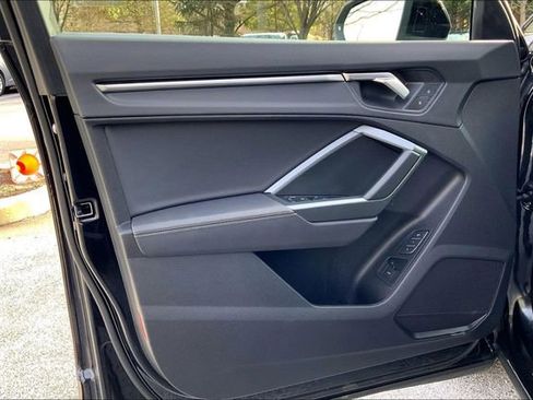 Certified 2025 Audi Q3 2.0T Premium w/ Convenience Package image 21