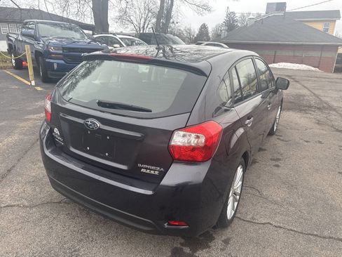Used 2012 Subaru Impreza 2.0i Limited image 8