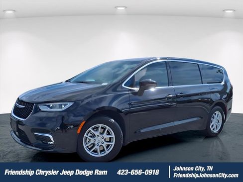 New 2026 Chrysler Pacifica Select image 1