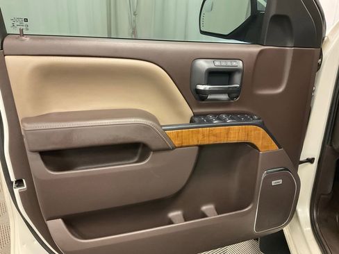 Used 2015 GMC Sierra 1500 SLT w/ SLT Crew Cab Value Package image 22