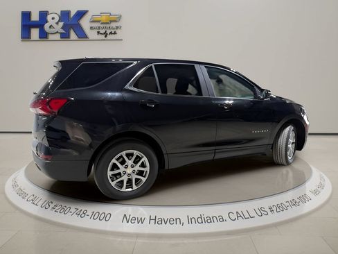 Used 2024 Chevrolet Equinox LT AWD/4WD image 9