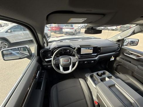 New 2026 GMC Sierra 1500 SLE image 19