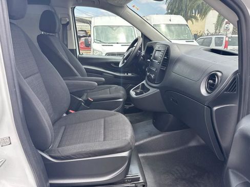 Used 2020 Mercedes-Benz Metris image 13