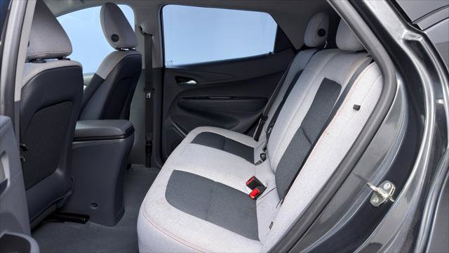 Used 2020 Chevrolet Bolt LT FWD image 17