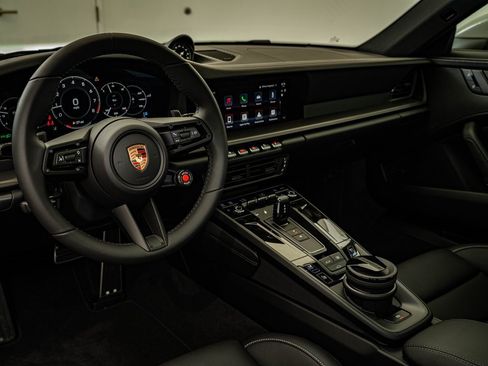 New 2026 Porsche 911 Carrera 4S image 4