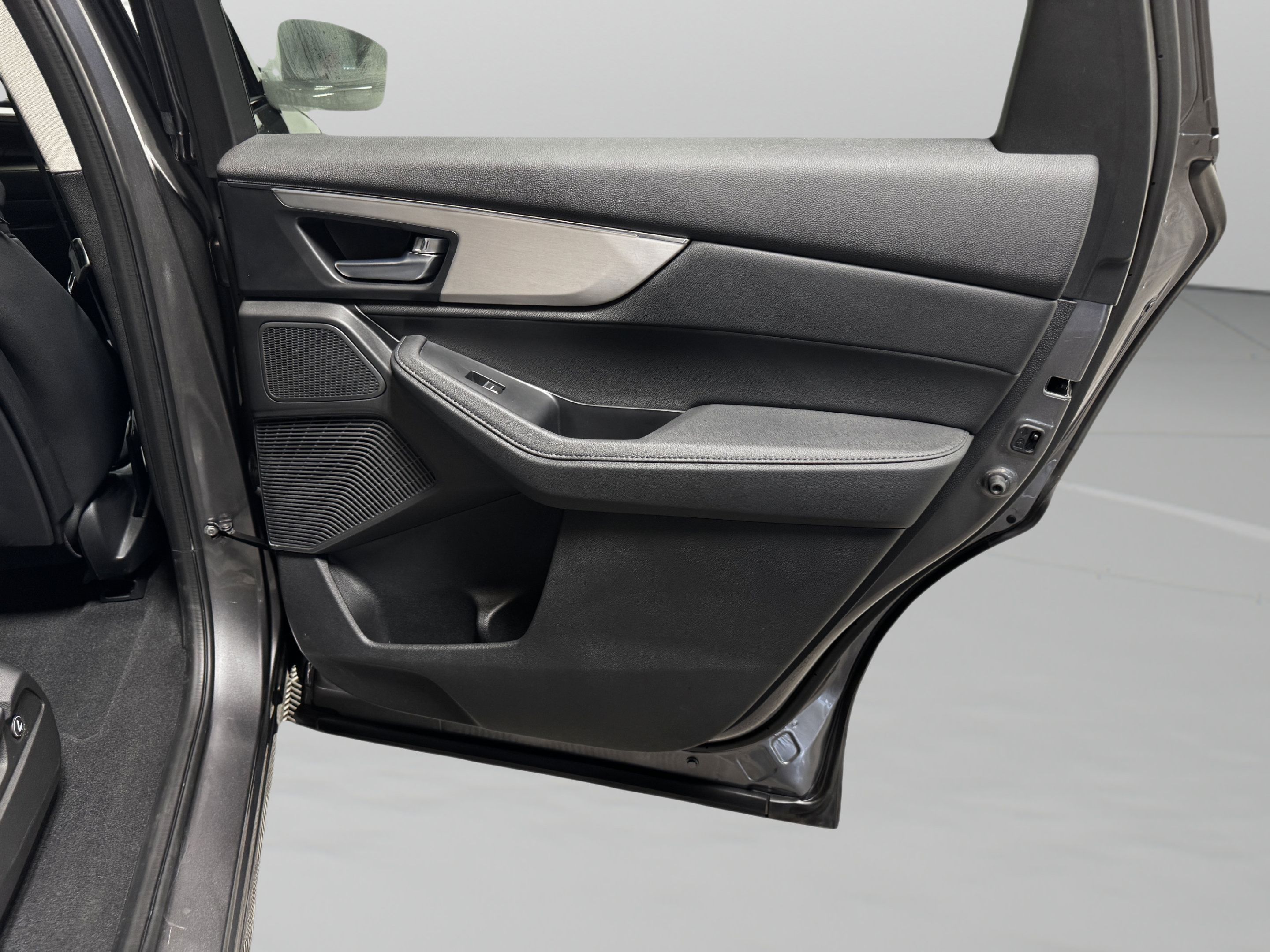 Certified 2026 Acura MDX FWD image 16