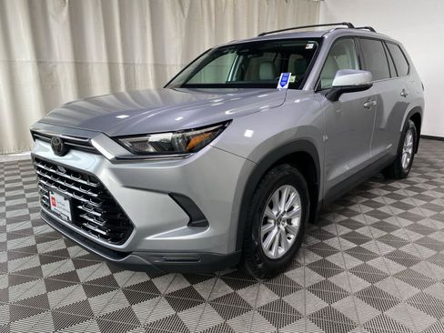 Certified 2025 Toyota Grand Highlander AWD Hybrid image 7