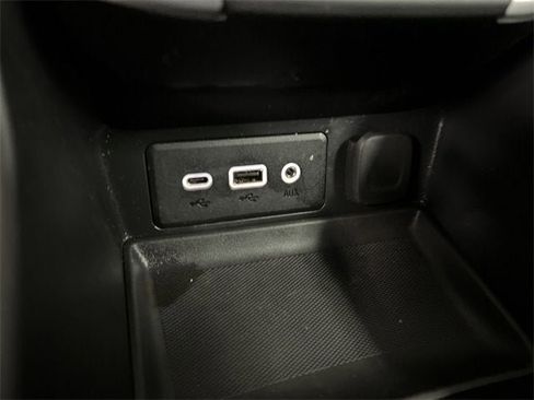 Certified 2024 GMC Terrain SLE image 34