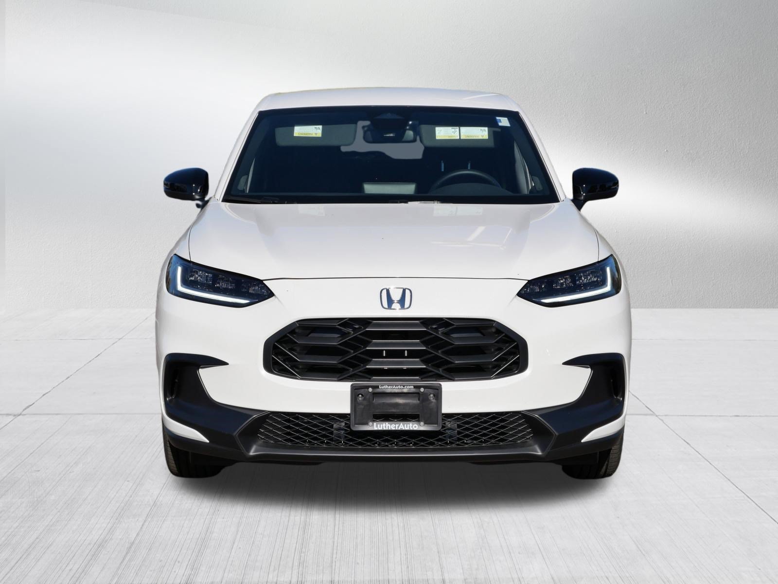 Certified 2027 Honda HR-V Sport image 2