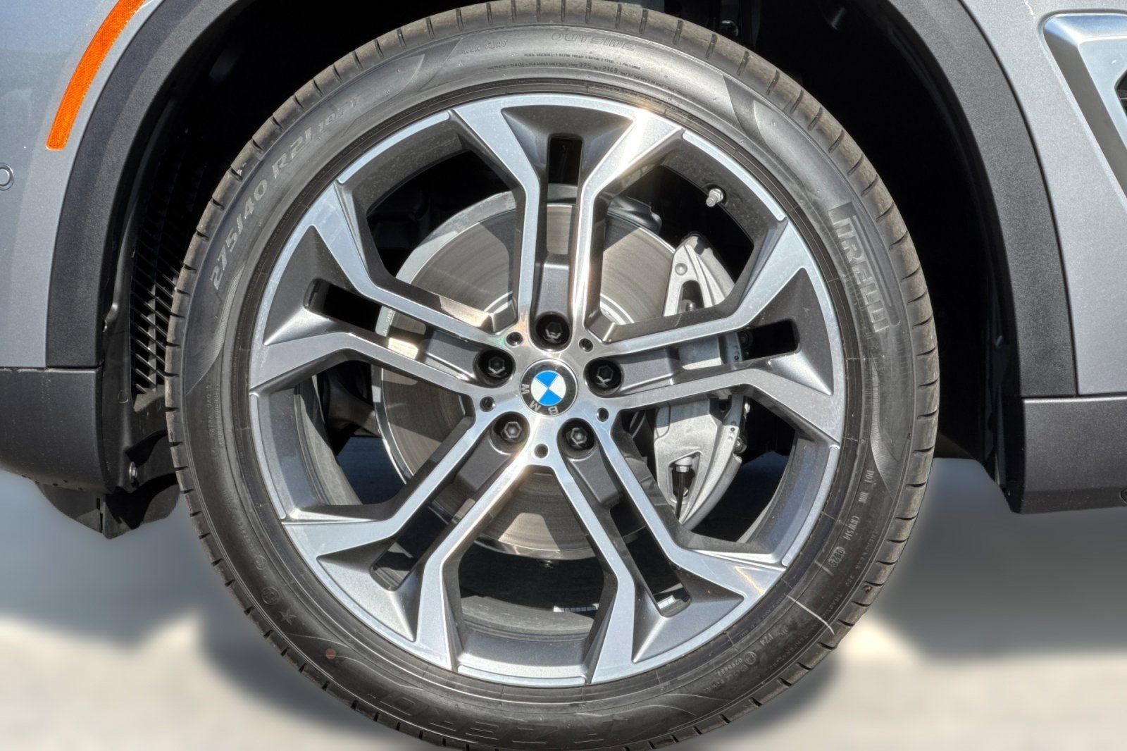 Used 2026 BMW X5 xDrive40i AWD/4WD image 13