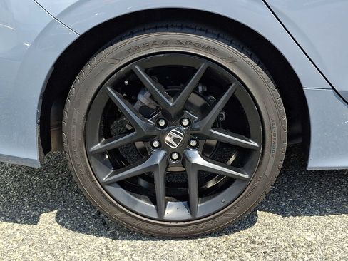 Used 2023 Honda Civic Sport image 8