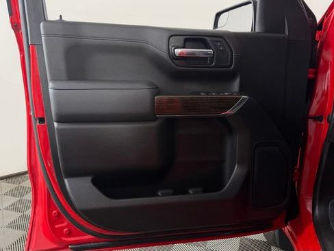 Used 2022 GMC Sierra 1500 SLE AWD/4WD image 11
