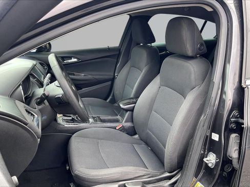 Used 2017 Chevrolet Cruze LT FWD image 25