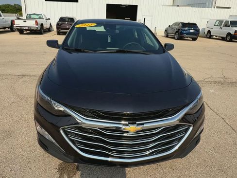 Used 2023 Chevrolet Malibu LT image 3