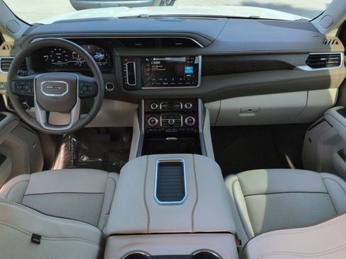 Used 2024 GMC Yukon Denali w/ Max Trailering Package image 15