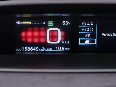 Used 2016 Toyota Prius Two image 25