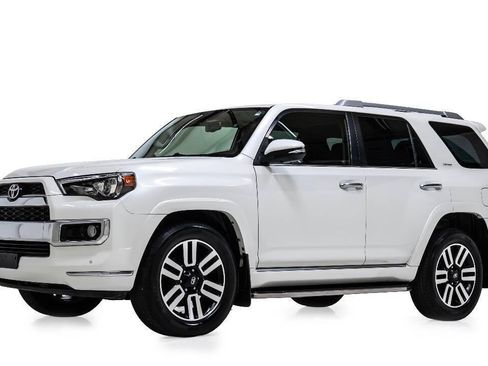 Used 2018 Toyota 4Runner Limited image 2