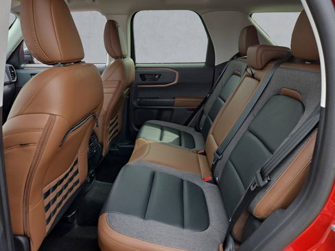 Used 2023 Ford Bronco Sport Outer Banks image 23