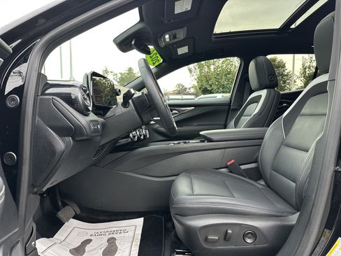 Used 2024 Chevrolet Blazer EV LT image 10