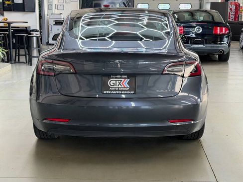 Used 2022 Tesla Model 3 Long Range AWD/4WD image 3