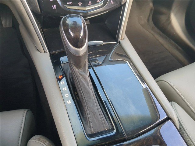 Used 2013 Cadillac XTS Premium FWD image 12