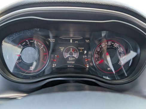 Used 2019 Dodge Challenger R/T w/ Driver Convenience Group image 10