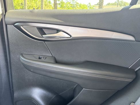 Used 2025 Buick Envision Sport Touring image 14