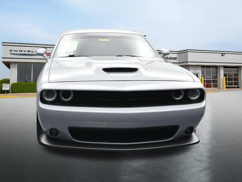 Used 2022 Dodge Challenger GT w/ Blacktop Package AWD/4WD image 8