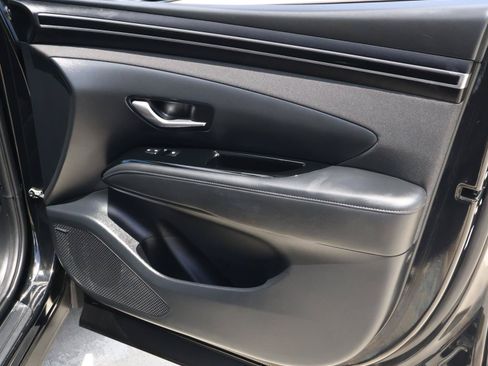 Used 2022 Hyundai Tucson SEL w/ Convenience + Premium Package FWD image 16