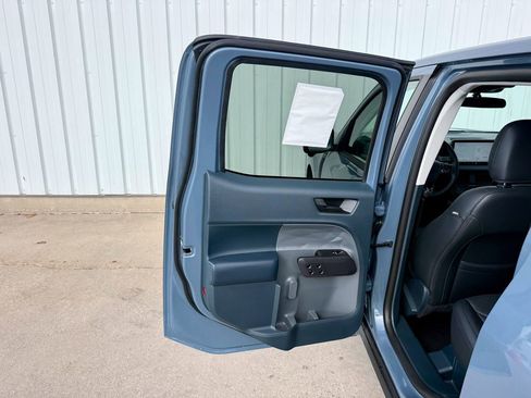 New 2026 Ford Maverick Lariat w/ Black Appearance Package image 14