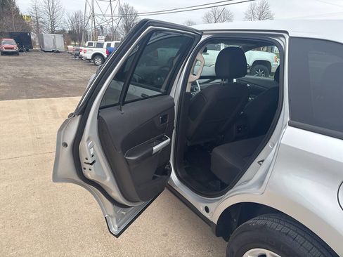Used 2013 Ford Edge SE FWD image 13