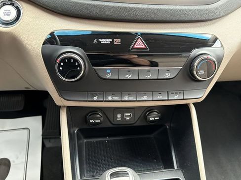 Used 2017 Hyundai Tucson Sport image 17