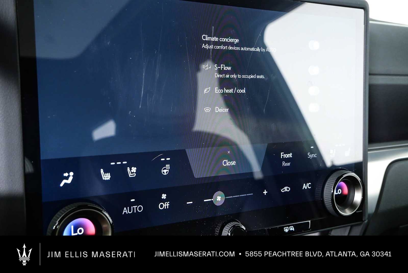 Used 2025 Lexus GX 550 w/ Accessory Package (2T) AWD/4WD image 18