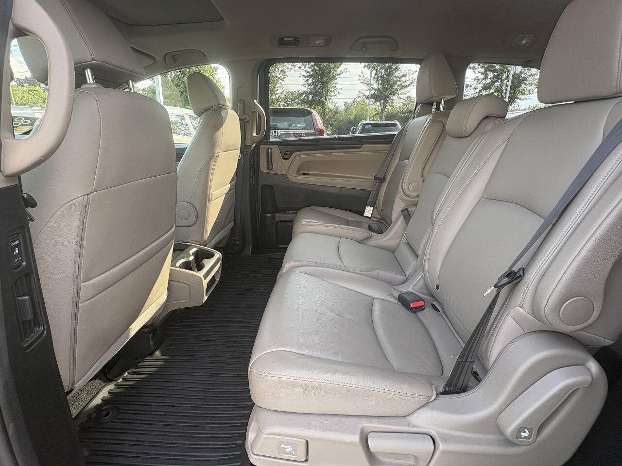 Used 2018 Honda Odyssey EX-L image 18