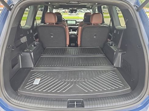 Used 2023 Kia Telluride EX w/ EX Captain's Chair Package FWD image 27