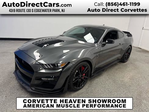 Used 2020 Ford Mustang Shelby GT500 w/ Technology Package image 1