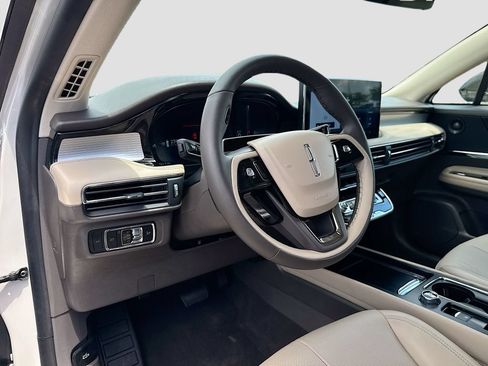 Used 2024 Lincoln Corsair FWD w/ Equipment Group 102A image 9