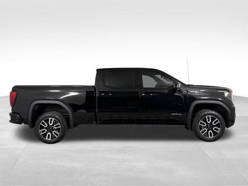 Used 2024 GMC Sierra 1500 AT4 w/ Technology Package AWD/4WD image 9