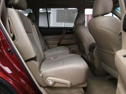 Used 2009 Toyota Highlander Limited image 29